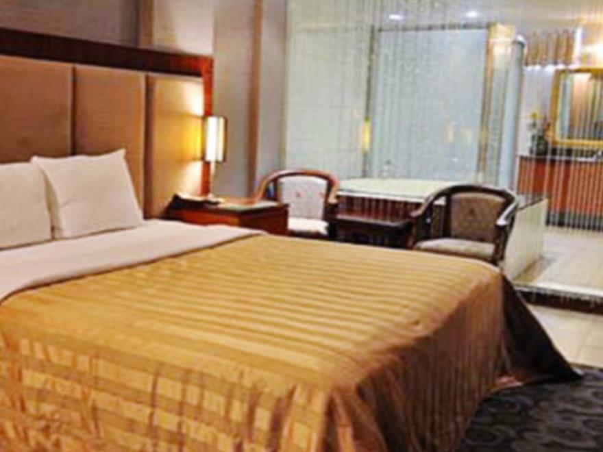 Beverly Garden Motel Цзяи Экстерьер фото