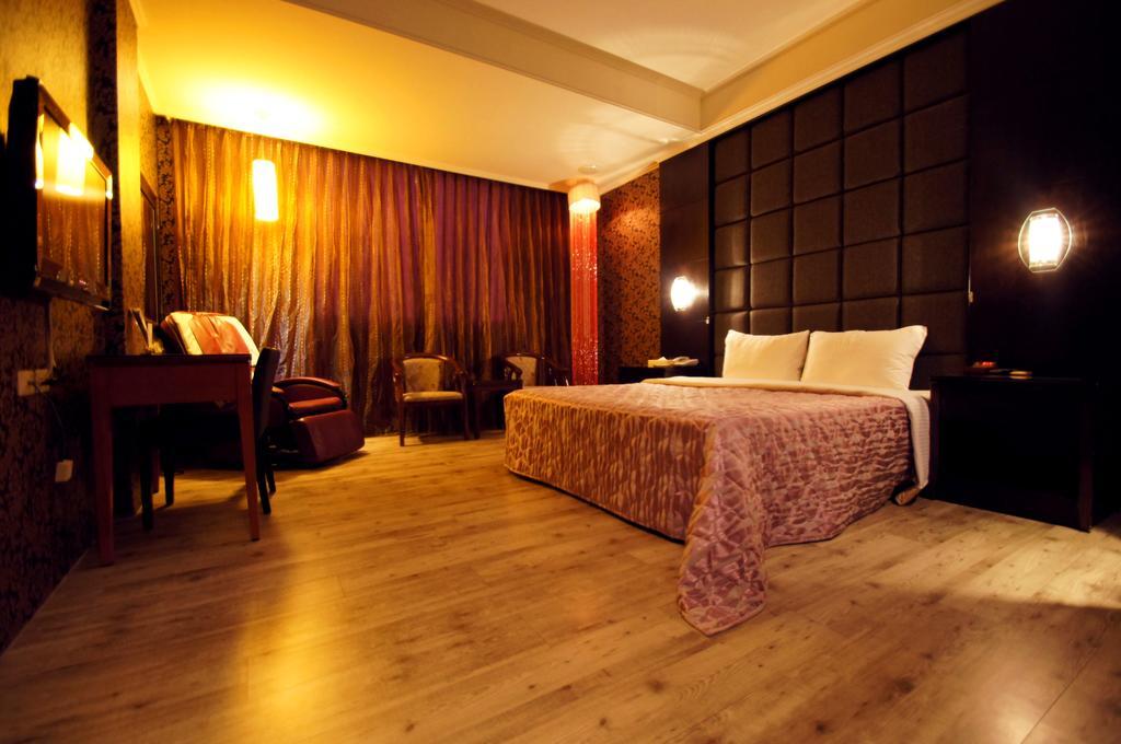 Beverly Garden Motel Цзяи Экстерьер фото